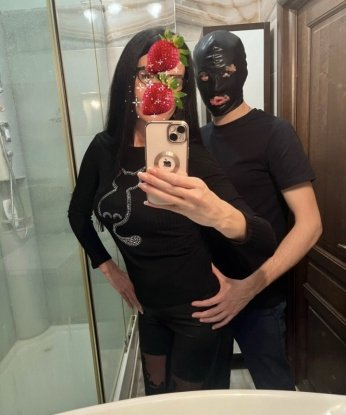 У меня есть все, чтобы поразить тебя своей ненасытной страстью и разнообразными услугами. В моем арсенале есть массаж, классический, эротический и многое другое🌟 Я создаю атмосферу релакса и удовольствия, гарантирую полный погружение в мир наслаждения. Позволь мне скрасить твое время и подарить блаженство, о котором ты так давно мечтал🔥 У меня есть отличные отзывы, фото прилагаются - узнай, почему все в Москве говорят о моих незабываемых встречах. Обещаю, ты не пожалеешь💋 Эмилия